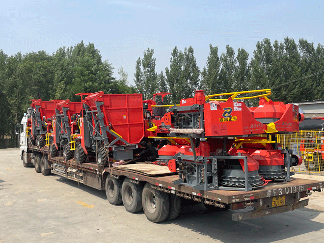 Silage Machines Are Loaded And Shipped To Help The Development of Agriculture And Animal Husbandry! Silage Machines Are Loaded And Shipped To Help The Development of Agriculture And Animal Husbandry!