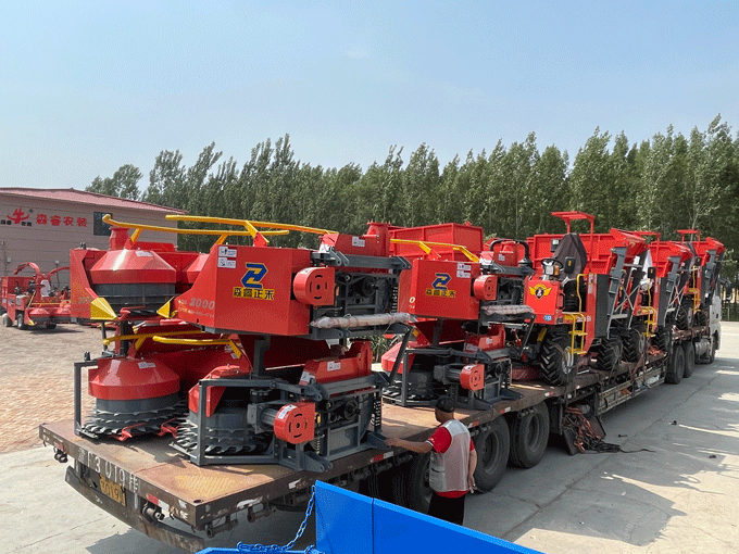 Silage Machines Are Loaded And Shipped To Help The Development of Agriculture And Animal Husbandry! Silage Machines Are Loaded And Shipped To Help The Development of Agriculture And Animal Husbandry!