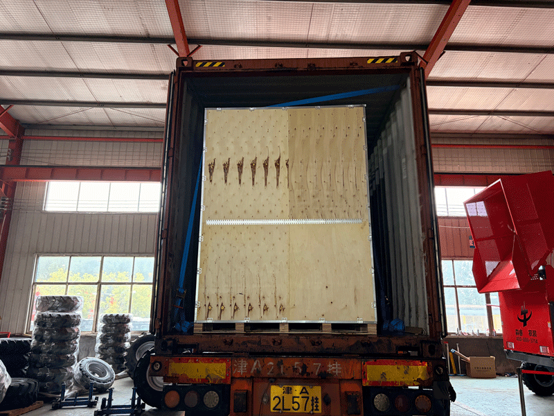 Making A Splash Globally! Senrui 4Qz-1600 Compact Silage Harvester Fully Assembled And Container-Loaded For Export To Overseas Markets Making A Splash Globally! Senrui 4Qz-1600 Compact Silage Harvester Fully Assembled And Container-Loaded For Export To Overseas Markets