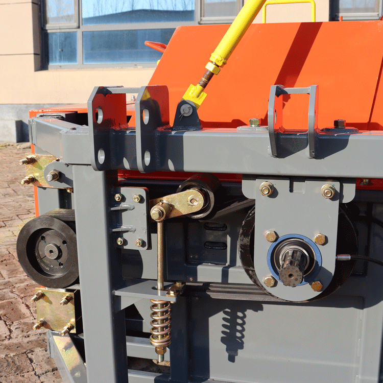 Factory Supply 4Qx‑1800 Durable Tractor Mounted Silage Harvester For Hilly Sloping Land Complex Farm Terrain Factory Supply 4Qx‑1800 Durable Tractor Mounted Silage Harvester For Hilly Sloping Land Complex Farm Terrain